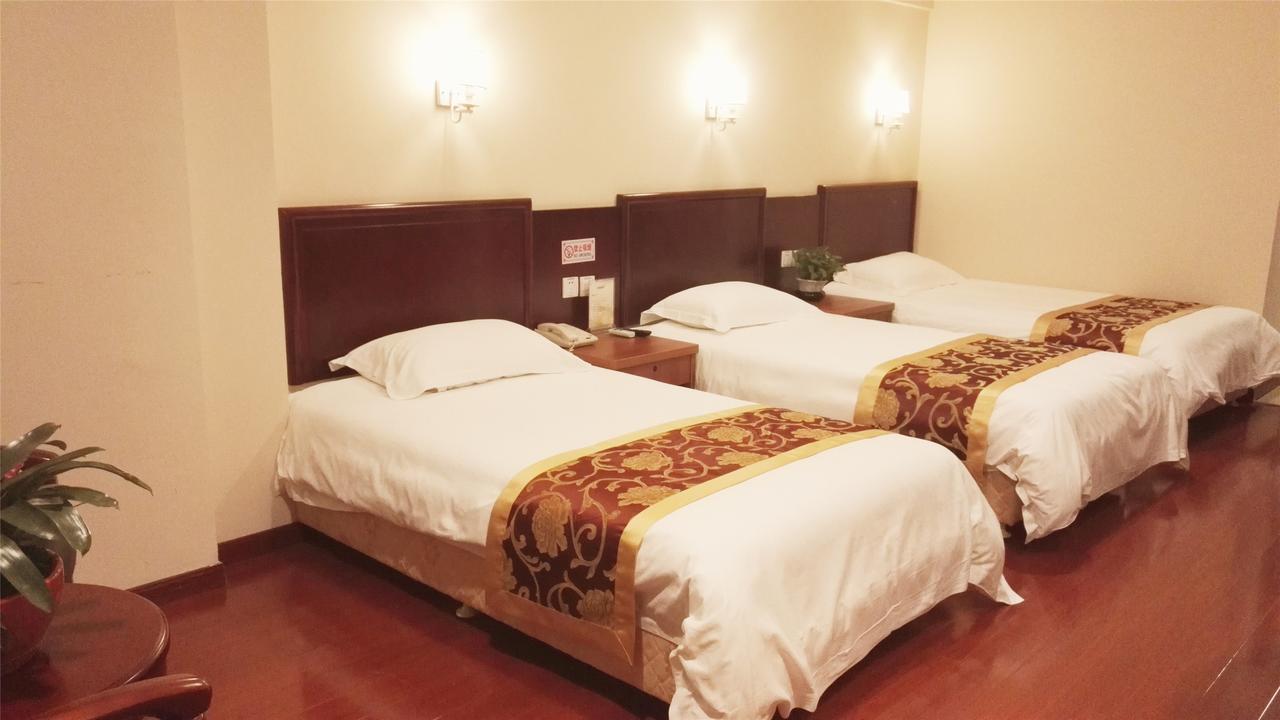 格林豪泰山东省济南市高新区工业南路奥体中路快捷酒店 外观 照片